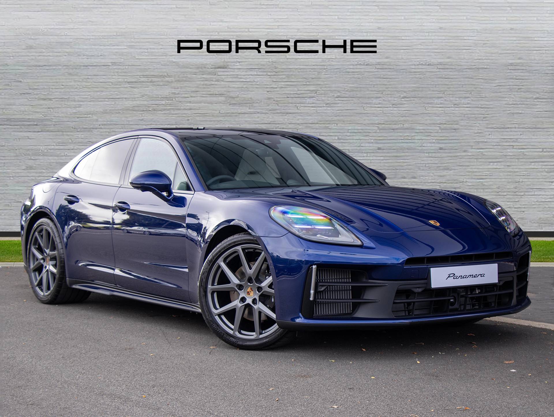 Panamera 4, photo 1 of 31