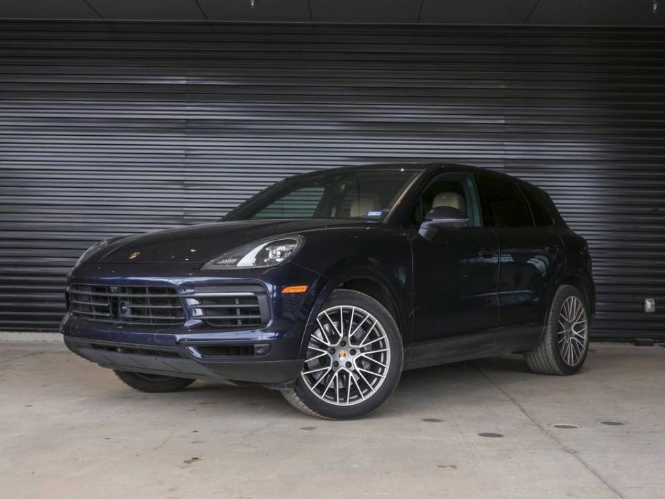 2023 Porsche Cayenne Base