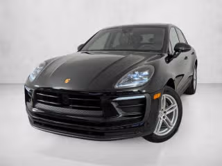 2025 Porsche Macan's photo