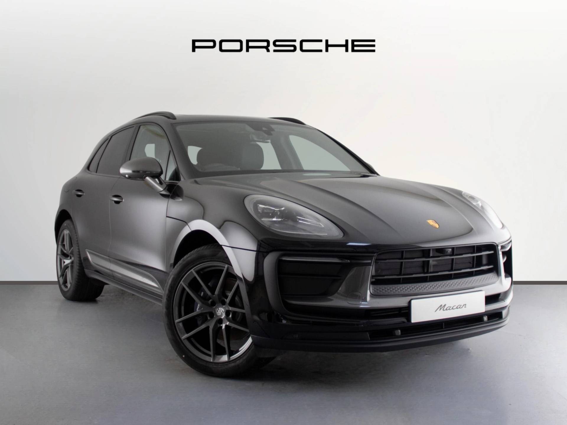 Macan T, photo 1 of 65