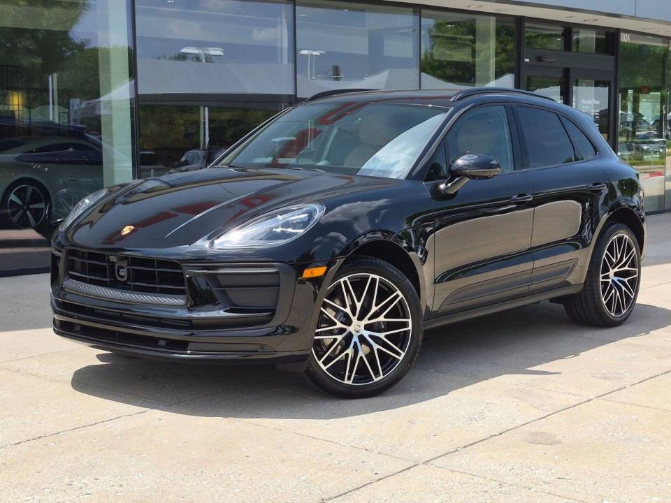 2026 Porsche Macan