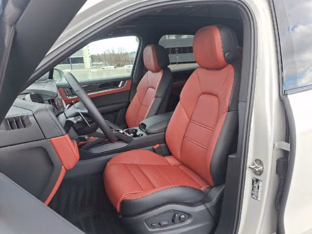 2026 Porsche Cayenne Base - Photo 34
