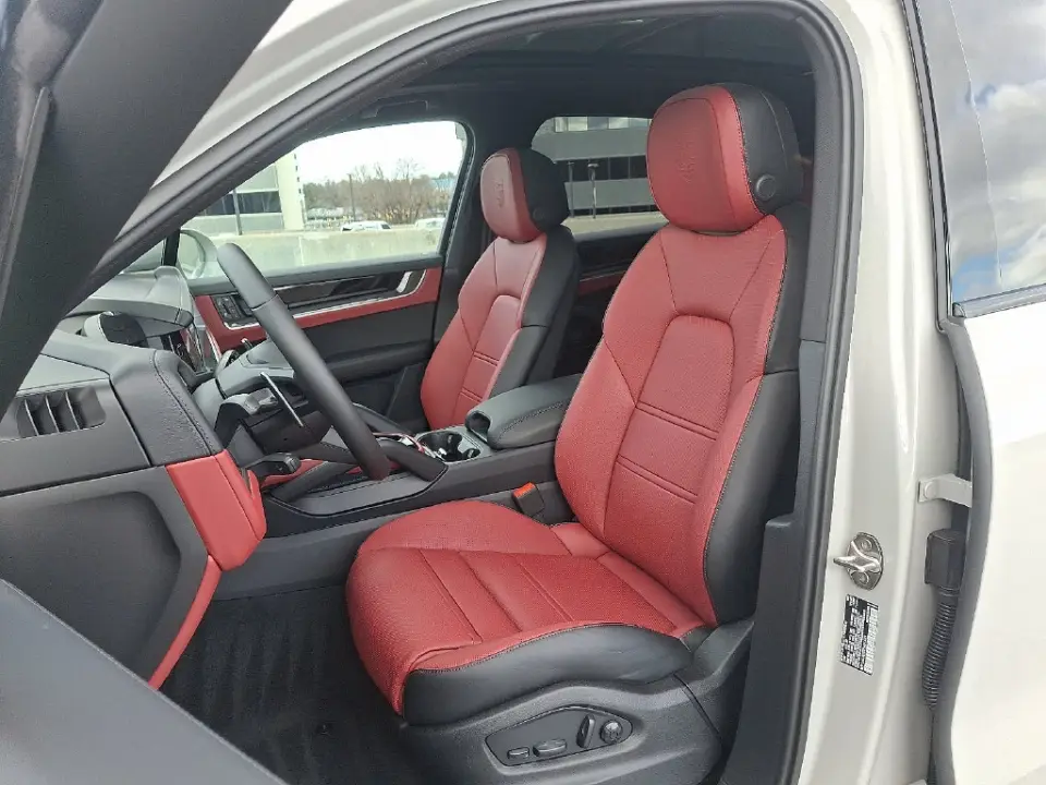 2026 Porsche Cayenne Base - Photo 39
