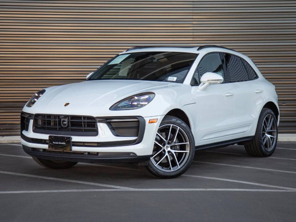 2026 Porsche Macan