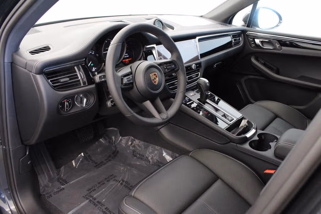2026 Porsche Macan Base - Photo 28
