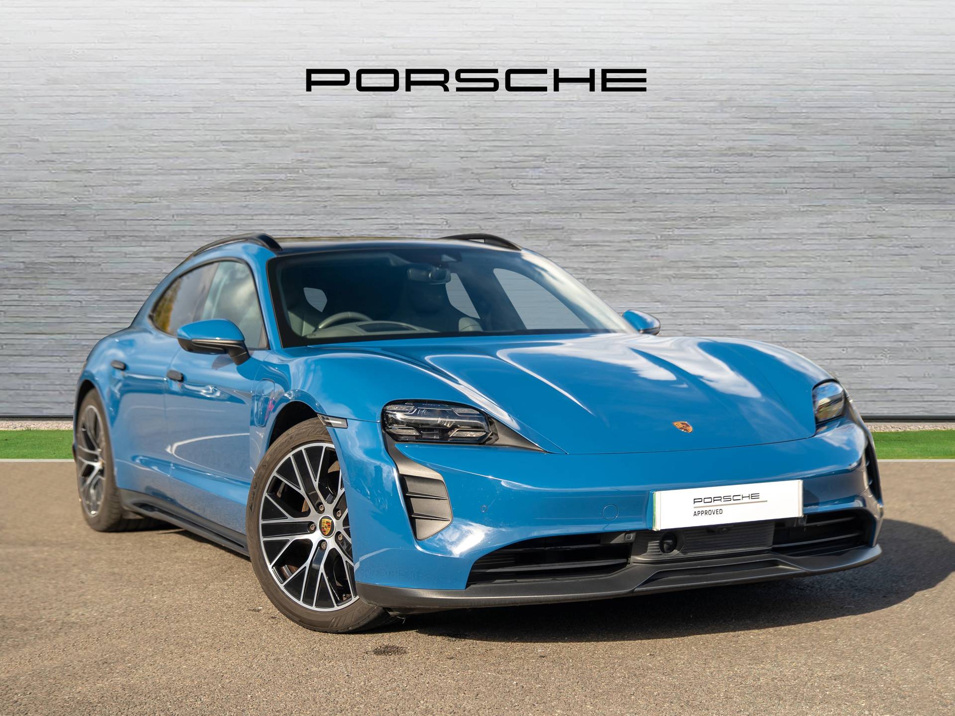 Taycan 4S Sport Turismo, photo 1 of 45