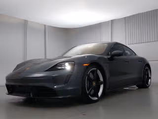 2021 Porsche Taycan Turbo S's photo