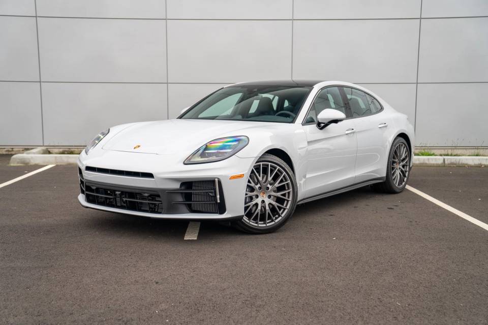 2026 Porsche Panamera
