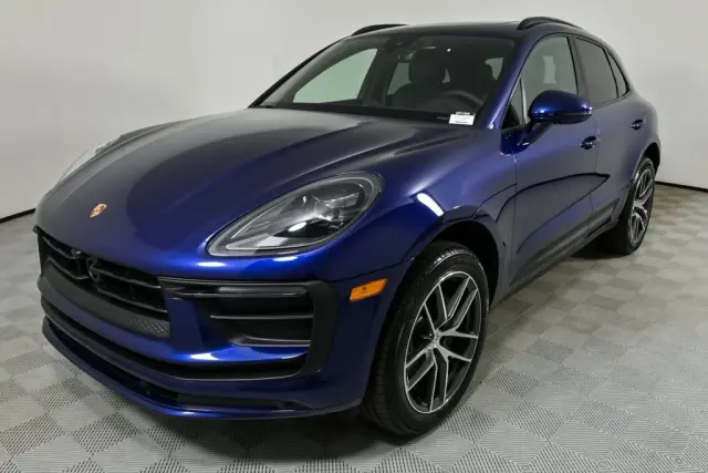 2026 Porsche Macan Base - Photo 6