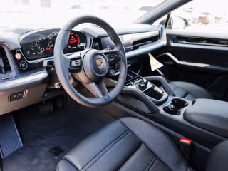 2026 Porsche Cayenne Coup E-Hybrid - Photo 25