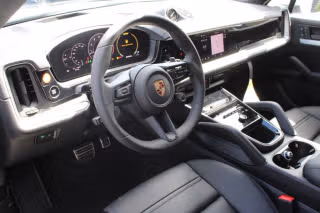 2026 Porsche Cayenne Coup S - Photo 25