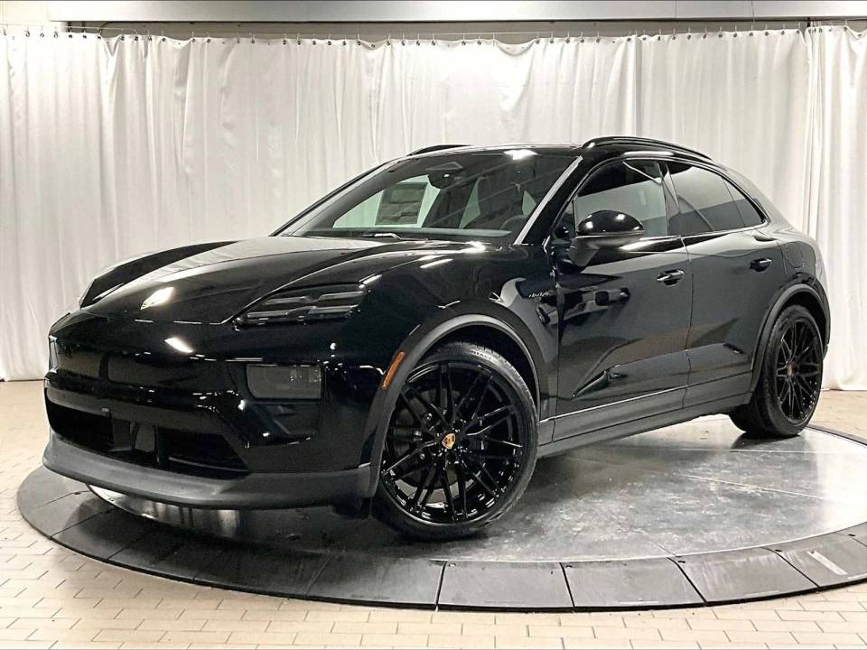 2026 Porsche Macan S