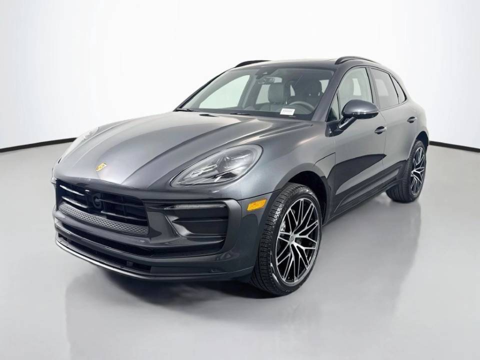 2026 Porsche Macan