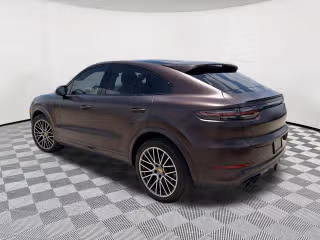 2023 Porsche Cayenne Coup 17