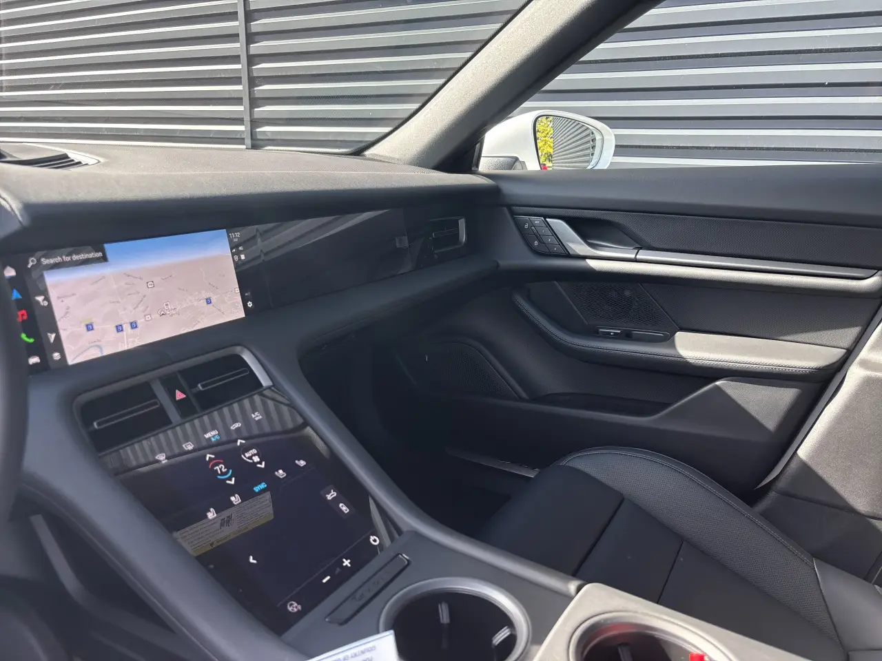 2026 Porsche Taycan Base - Photo 40