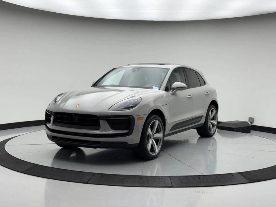 2026 Porsche Macan