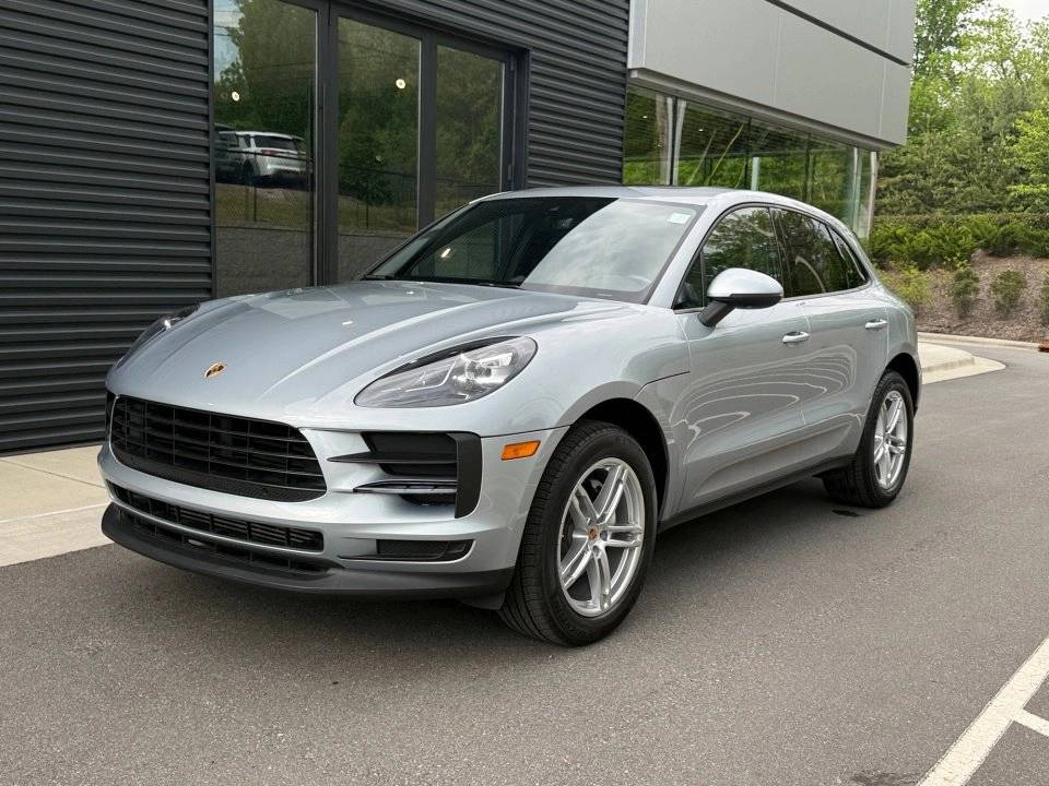 2020 Porsche Macan Base
