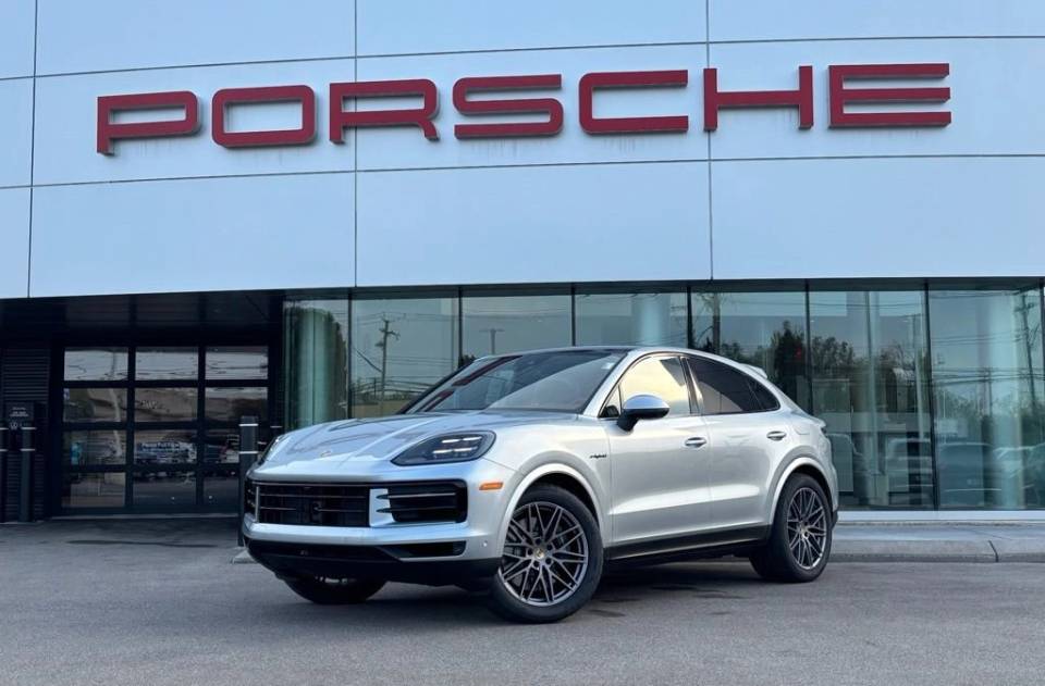 2026 Porsche Cayenne Coup