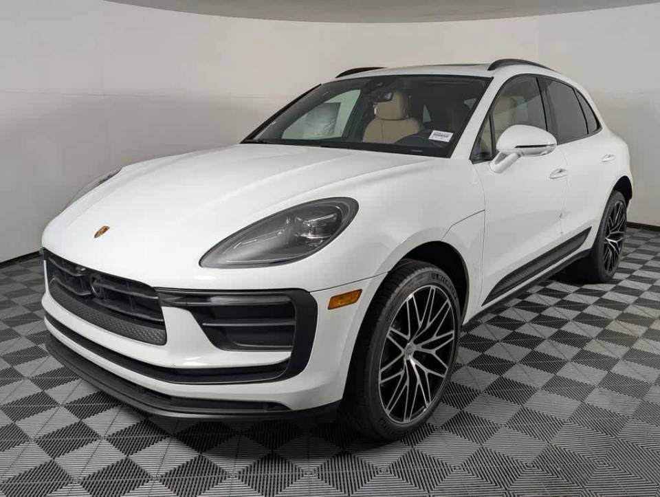 2026 Porsche Macan