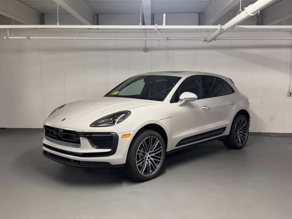 2026 Porsche Macan