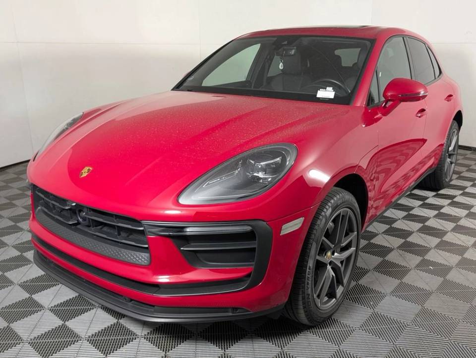 2024 Porsche Macan Base
