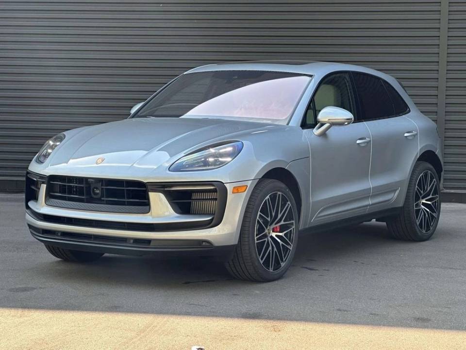 2025 Porsche Macan S