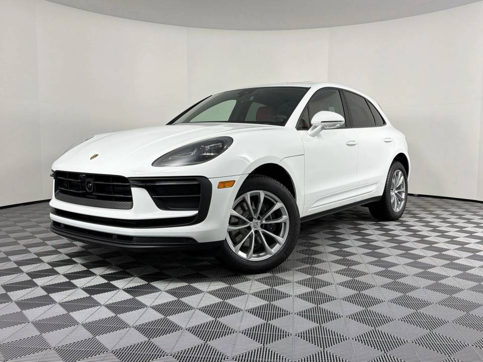 2026 Porsche Macan