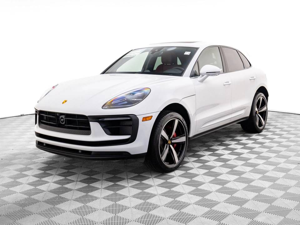 2026 Porsche Macan