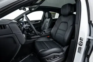 2026 Porsche Cayenne Coup E-Hybrid - Photo 37