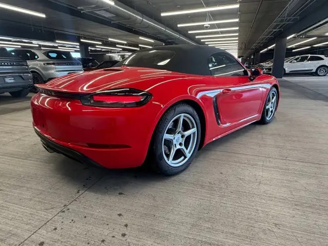 2024 Porsche 718 30