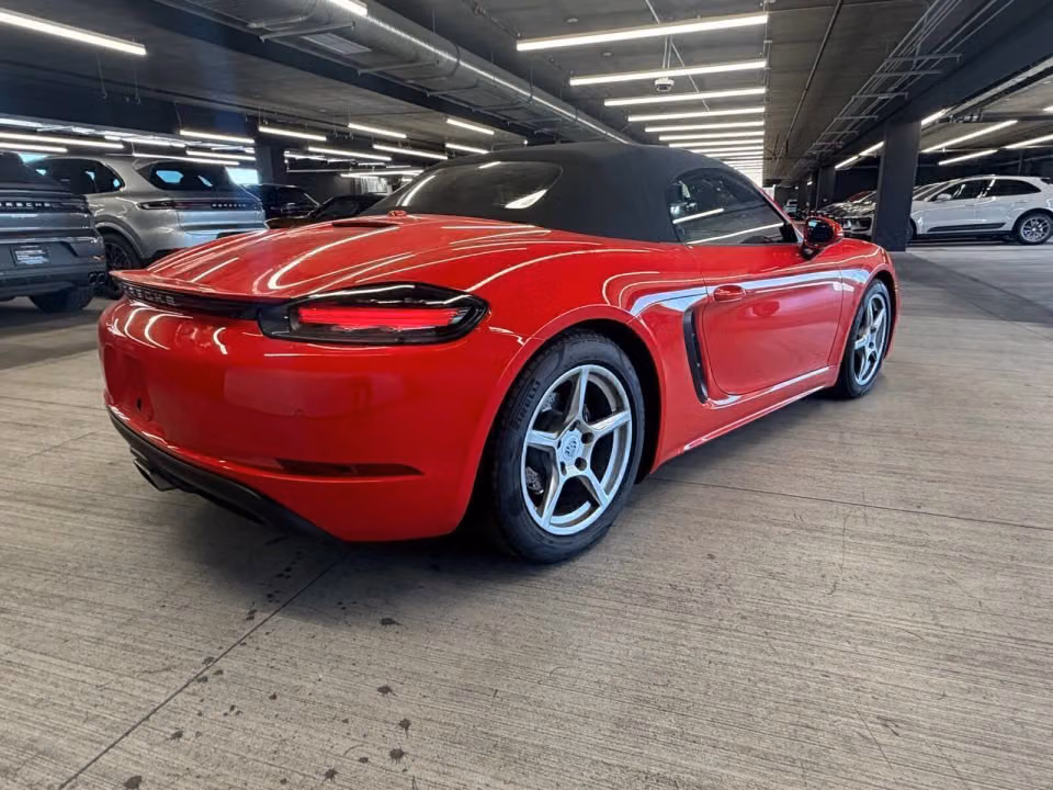 2024 Porsche 718 27