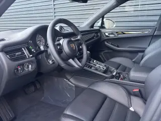 2026 Porsche Macan S - Photo 29