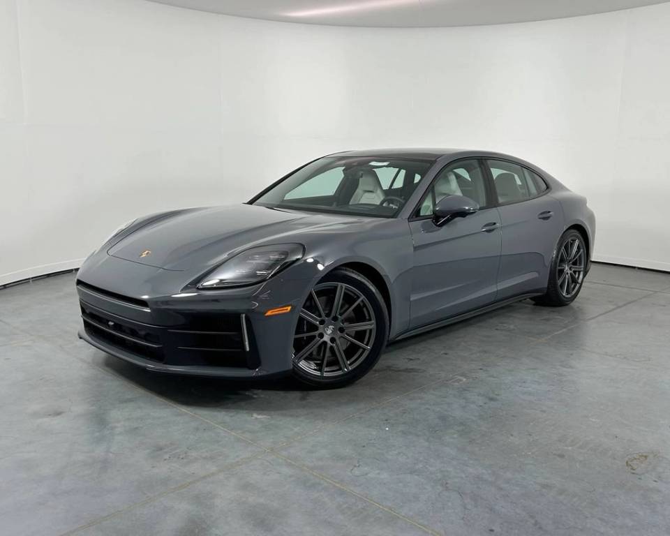 2026 Porsche Panamera