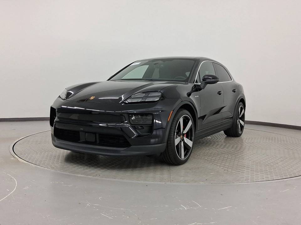 2025 Porsche Macan