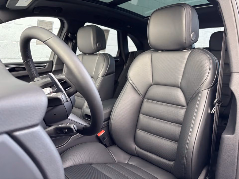 2026 Porsche Macan Base - Photo 35