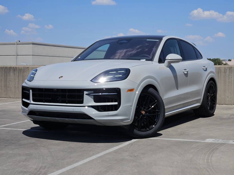 2026 Porsche Cayenne GTS Coupe
