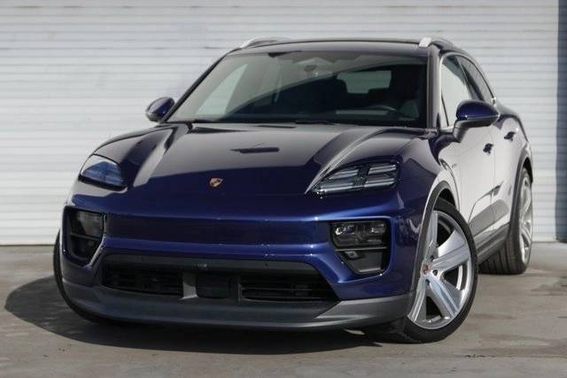 2024 Porsche Macan Base