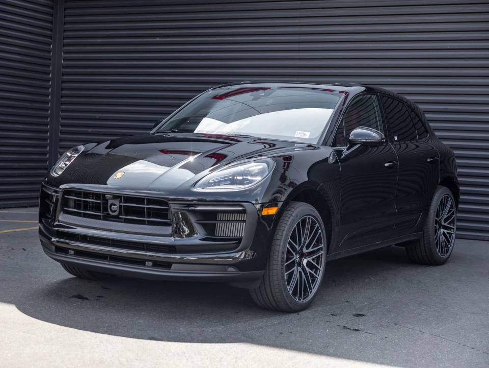 2026 Porsche Macan