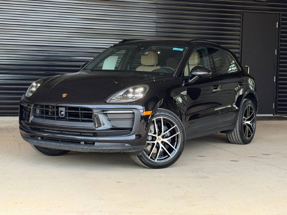 2026 Porsche Macan