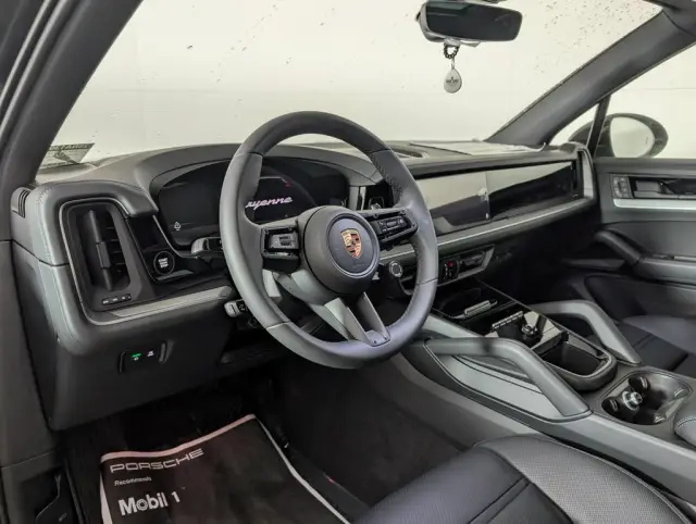 2026 Porsche Cayenne Base - Photo 30