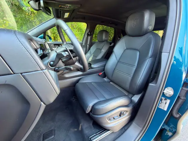 Photo 38