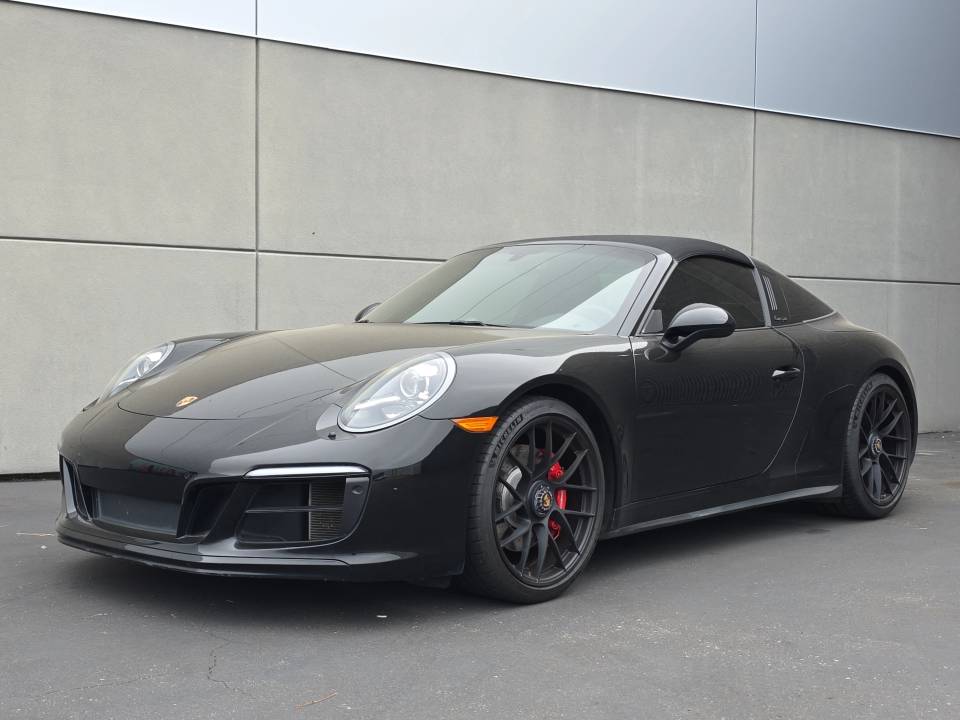 2018 Porsche 911