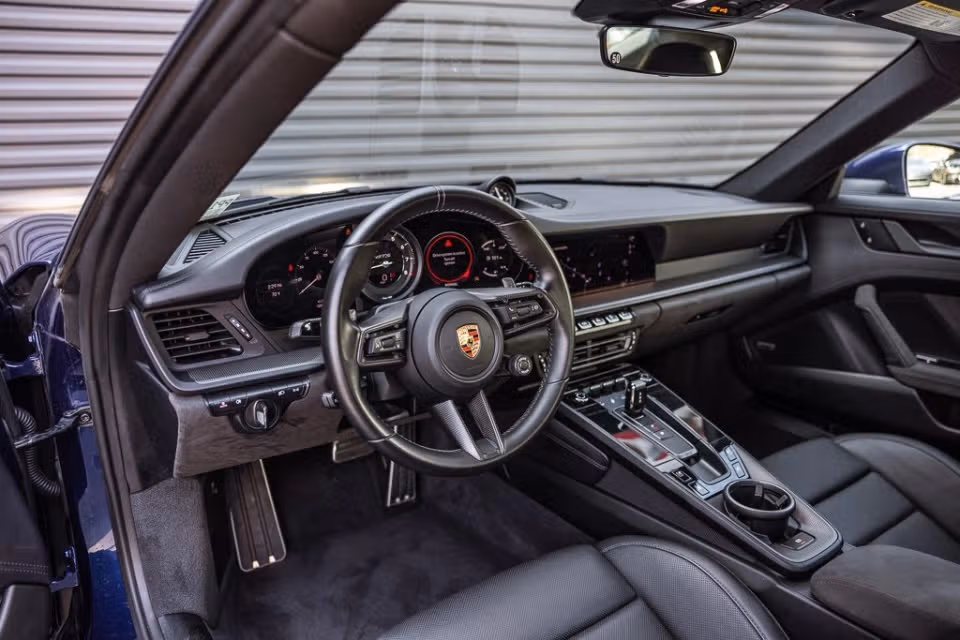 2024 Porsche 911 GTS - Photo 27