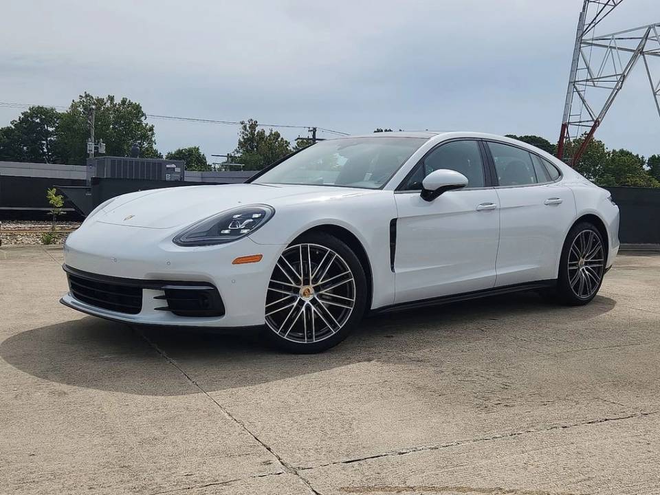 2019 Porsche Panamera Base