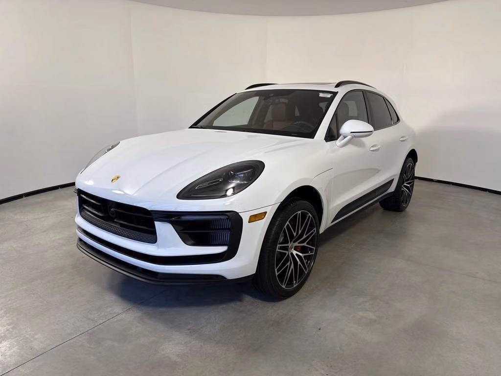 2026 Porsche Macan S - Photo 4