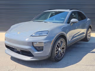 2025 Porsche Macan