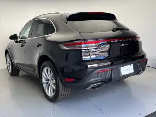 2026 Porsche Macan - Photo 21