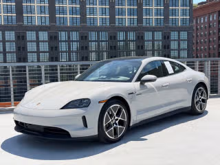 2025 Porsche Taycan -'s photo