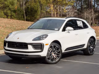 2026 Porsche Macan's photo