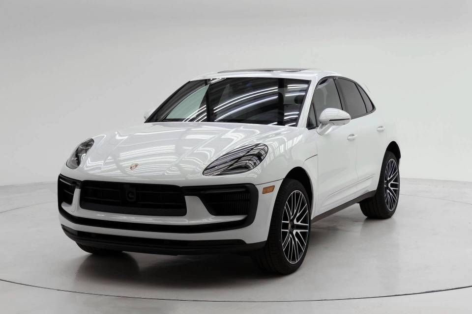 2026 Porsche Macan